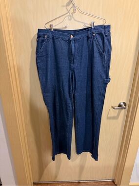 GAP Women’s Navy Blue Boyfriend Jeans